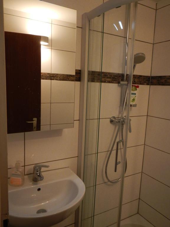Sonniges Modernes Appartement Hoehenberg 쾰른 외부 사진