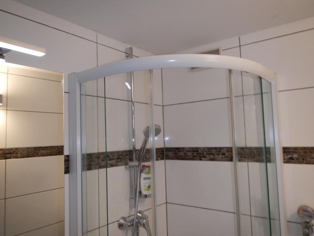 Sonniges Modernes Appartement Hoehenberg 쾰른 외부 사진