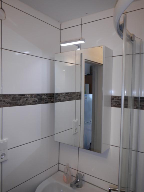 Sonniges Modernes Appartement Hoehenberg 쾰른 외부 사진