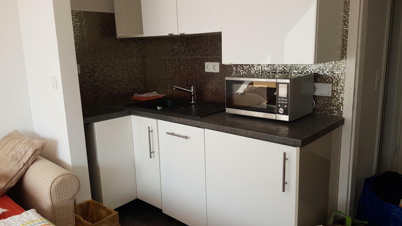 Sonniges Modernes Appartement Hoehenberg 쾰른 외부 사진