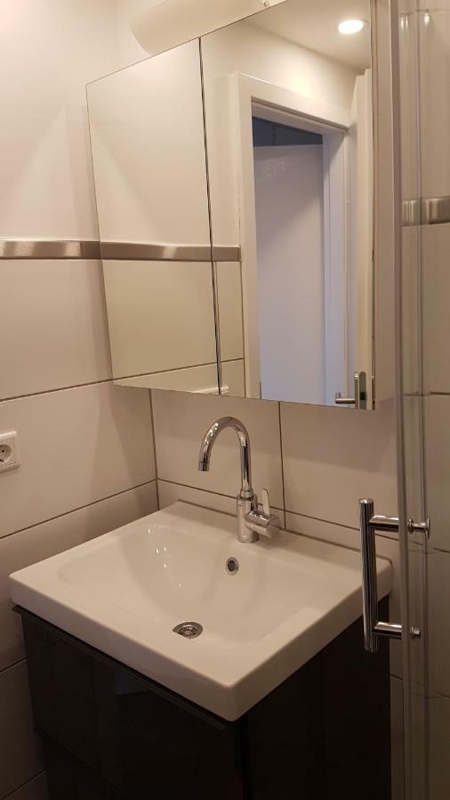 Sonniges Modernes Appartement Hoehenberg 쾰른 외부 사진